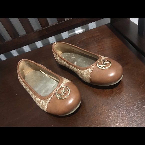 Kids shoes. MK flats. - Picture 2 of 4